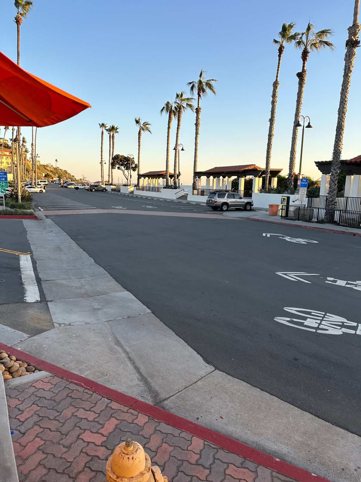 parking lot to the beach trail in san clemente