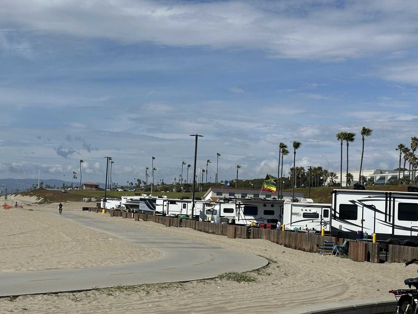 Dockweiler beach campground