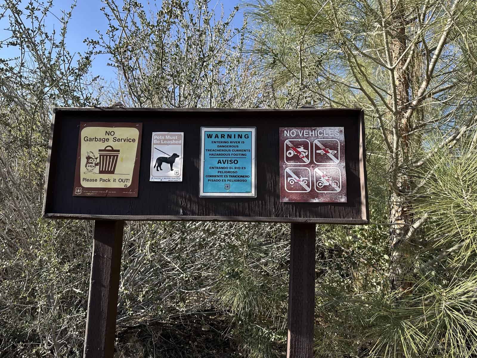 Rules of the Seven Teacups sign
